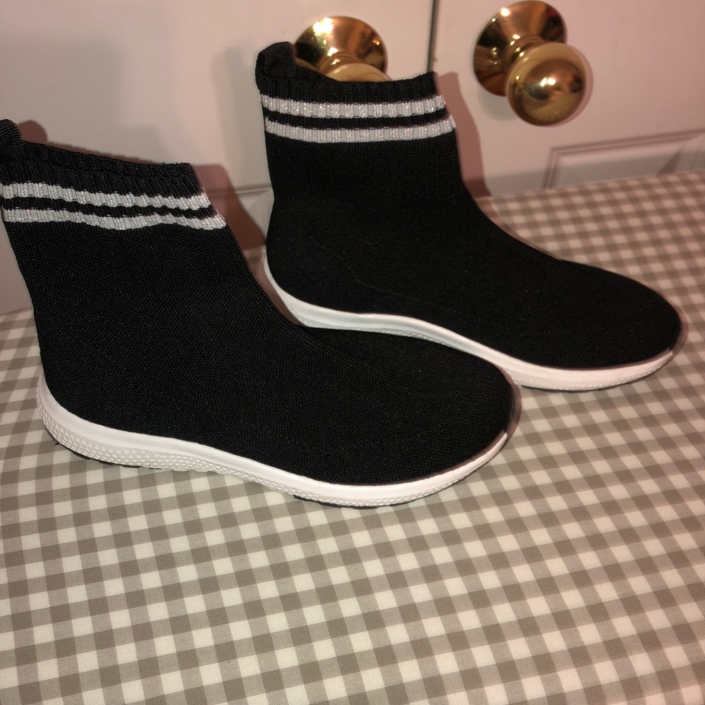 Gap sneakers
